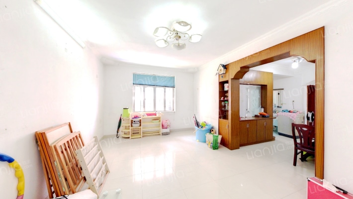 嘉美花园二手房实景图