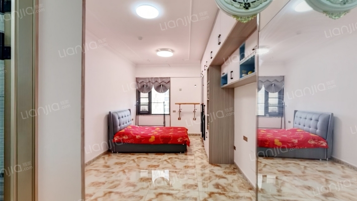 彩虹小区二手房实景图