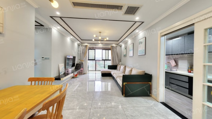 芸峰兰亭二手房实景图