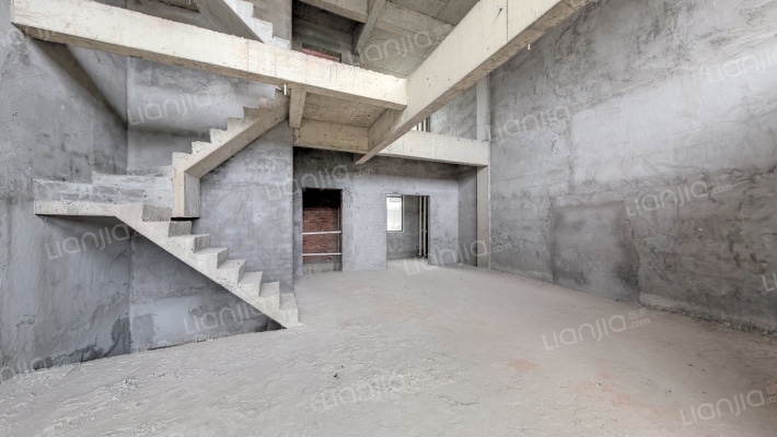 博晟紫阳小院二手房实景图