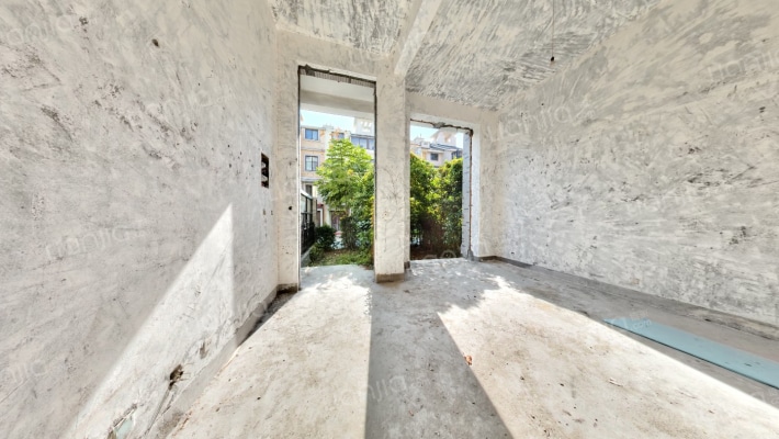 水岸丽都二手房实景图