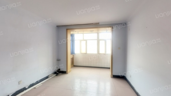 政府住宅楼二手房实景图