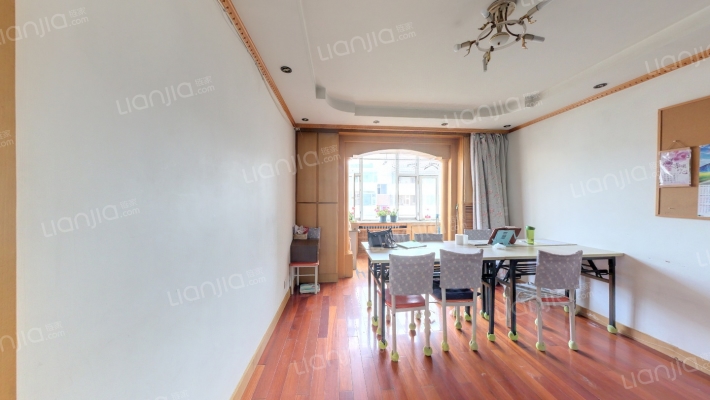 小康小区二手房实景图