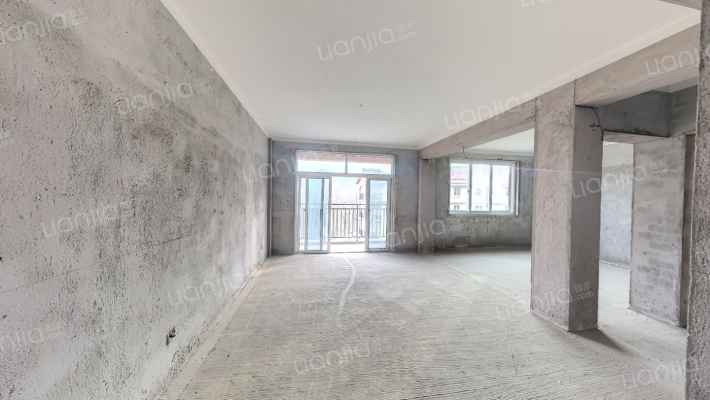 悦江府二手房实景图