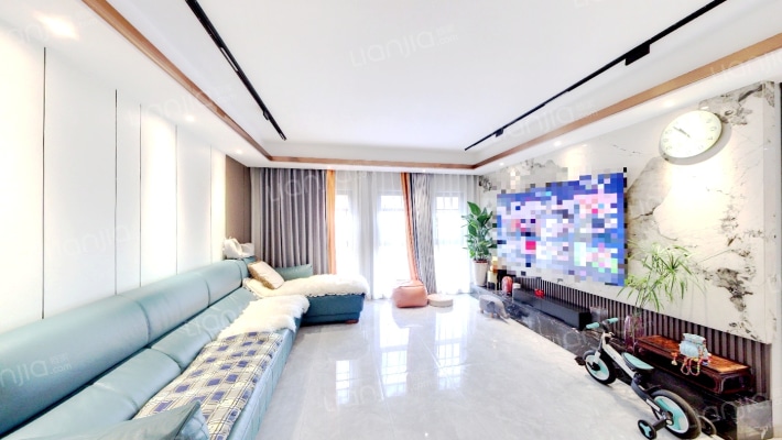 日湖琴云二手房实景图