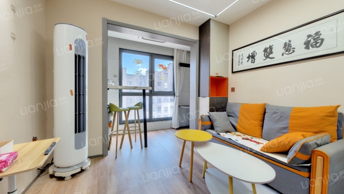 英发新苑二手房实景图