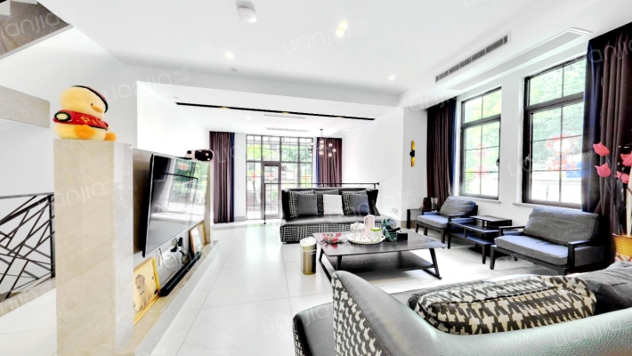 翡翠御园二手房实景图