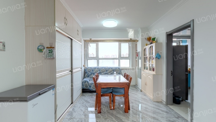 众泰宜居二手房实景图