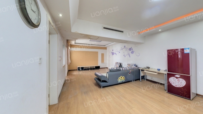 金顶宝座小区二手房实景图