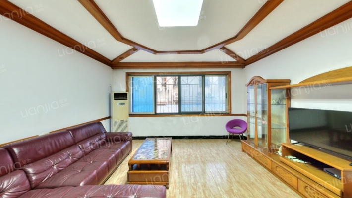 鸿园小区二手房实景图