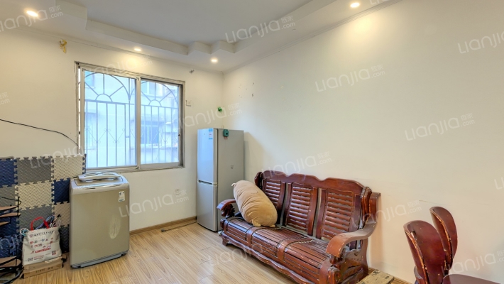 人民路300号二手房实景图