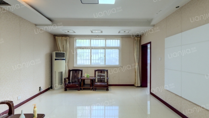 鑫怡苑小区二手房实景图