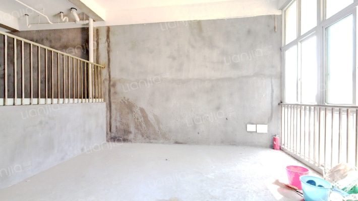 海宏双浦名苑二手房实景图