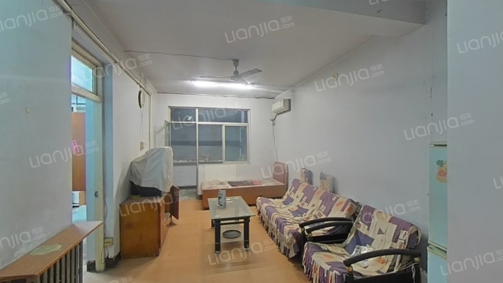 福利院小区二手房实景图