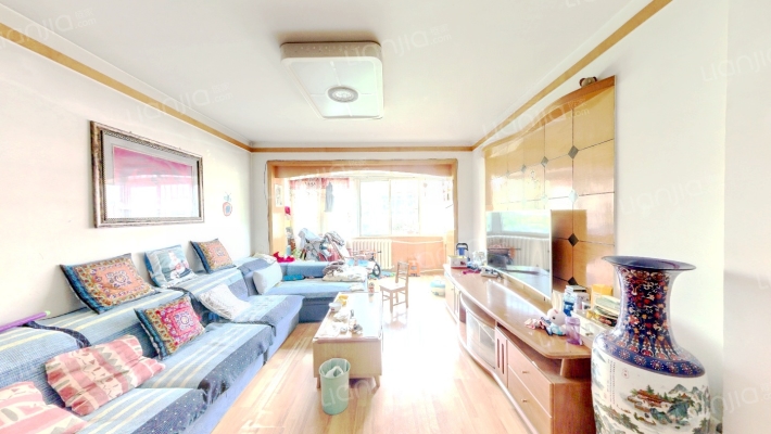 西北中学家属院二手房实景图