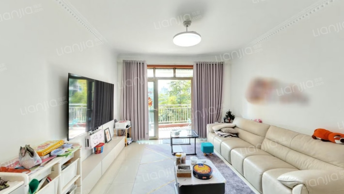 山水华庭二手房实景图