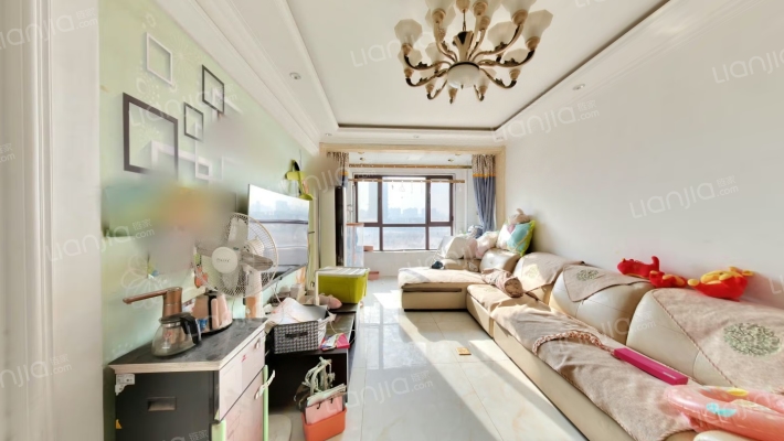 安联新青年小区二手房实景图