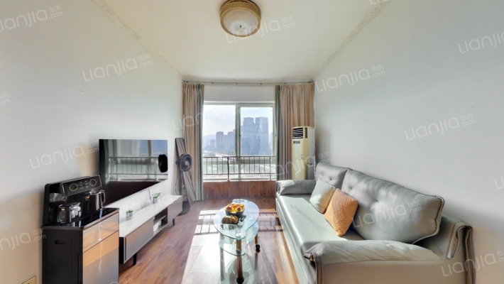 龙庭蓝天苑二手房实景图