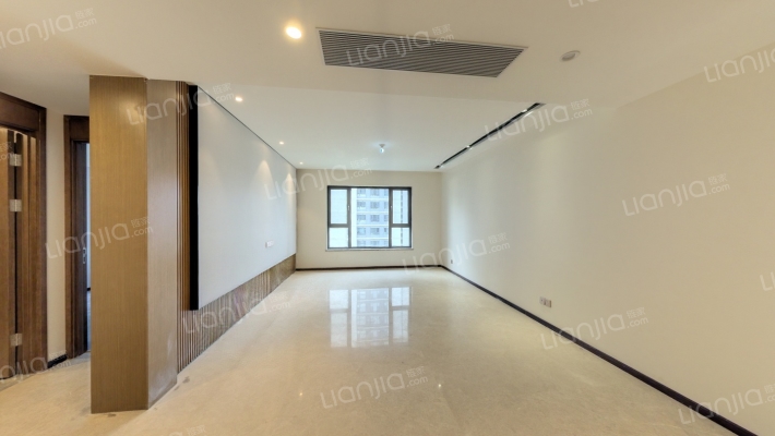 融创中心二手房实景图