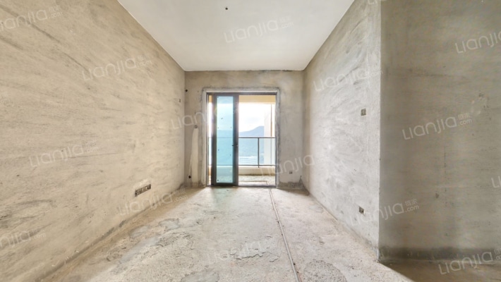 碧湖春天二手房实景图