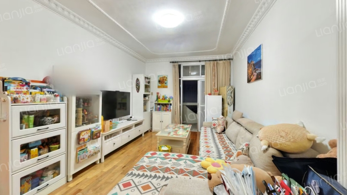 湖影公寓二手房实景图