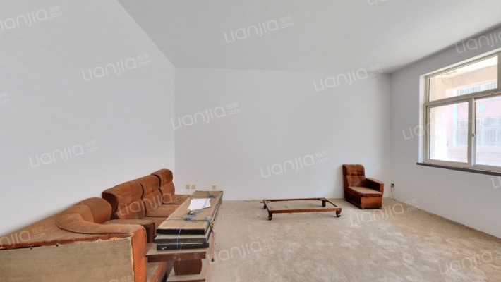 泉兴小区二手房实景图