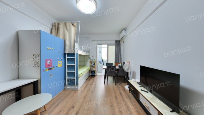 海鹰大厦二手房实景图