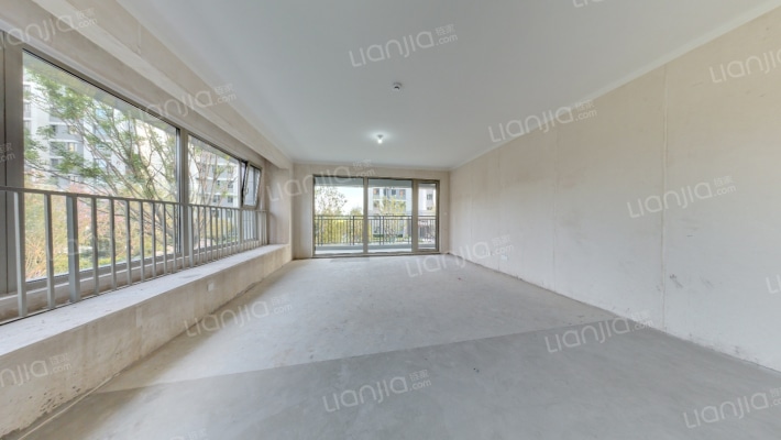 北岸·绿茵城二手房实景图