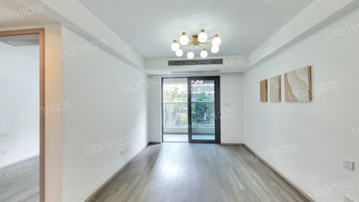 绿城春语云树二手房实景图