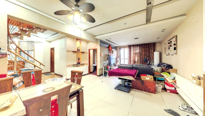 东和湾二手房实景图