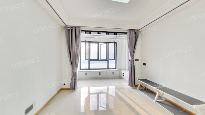 保利清能西海岸南区二手房实景图