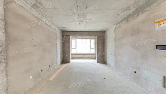 恒裕湖畔二手房实景图