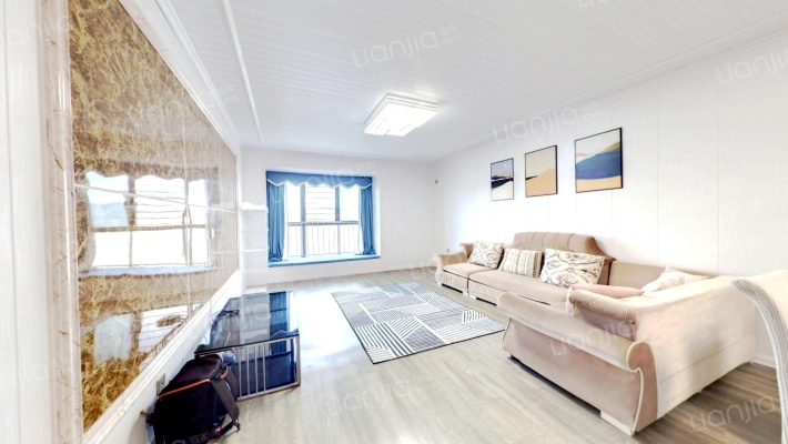 鸿旭嘉苑二手房实景图