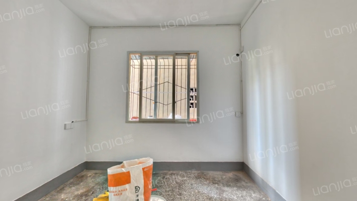 横街11号13号二手房实景图