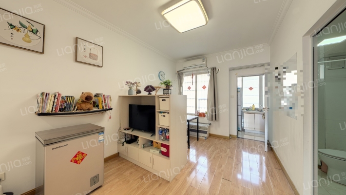 老报社大院二手房实景图