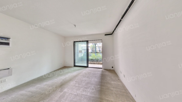 中建凤凰湖畔二手房实景图