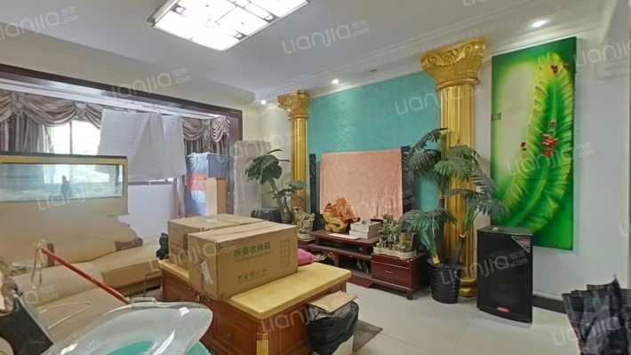 银泰花苑二手房实景图