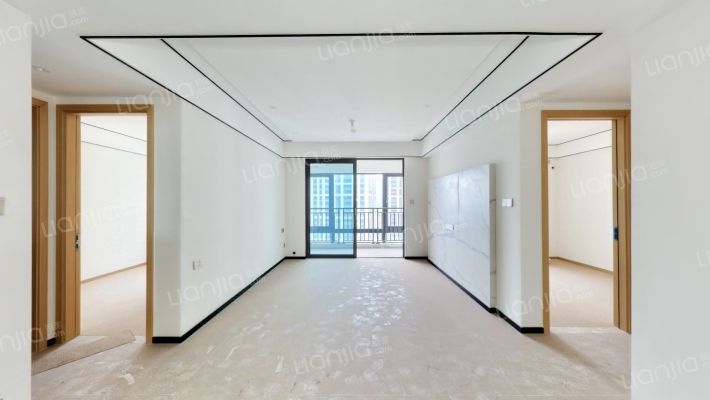 合景誉峰三期二手房实景图