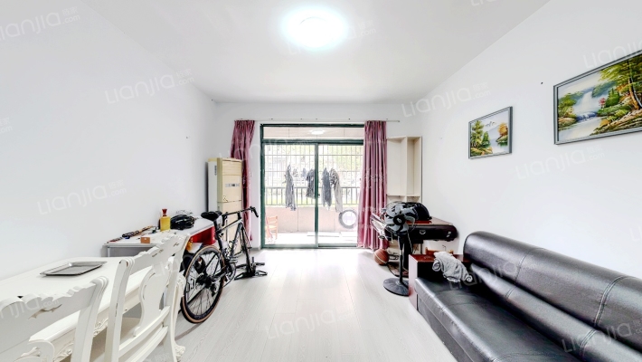 辉隆名郡二手房实景图