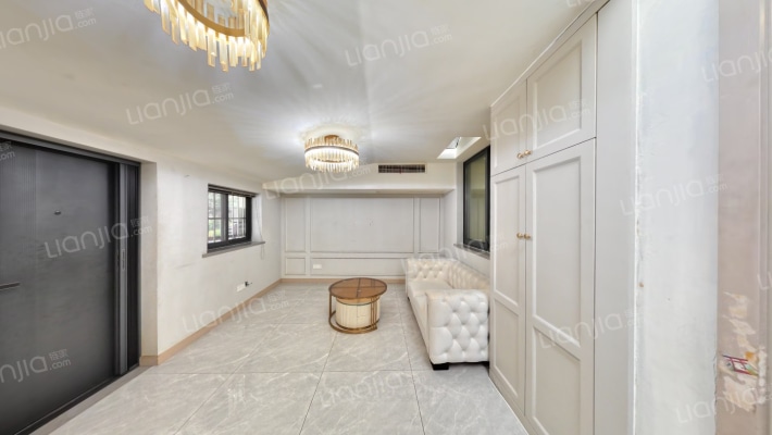 虹苑新寓三村二手房实景图