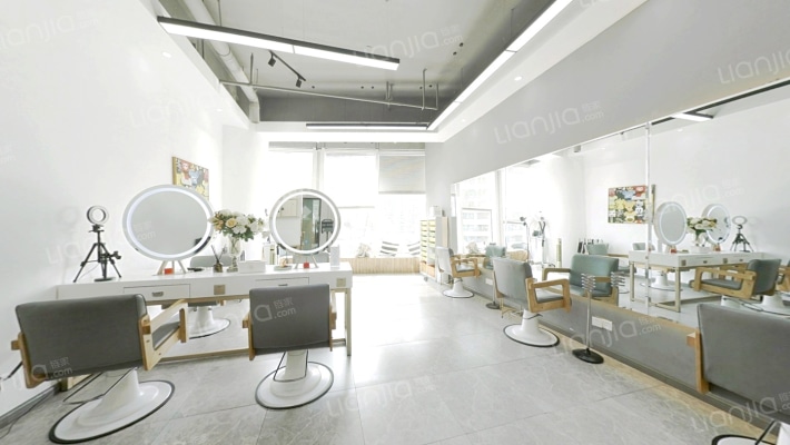 中南中心二手房实景图