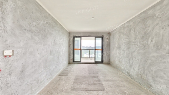 保利麓谷林语二手房实景图