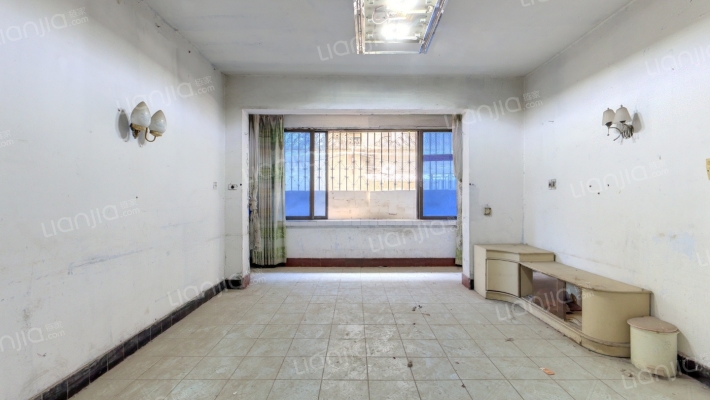 百货公司家属区二手房实景图