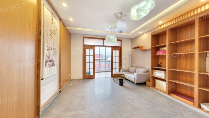 百灵阳光小区二手房实景图