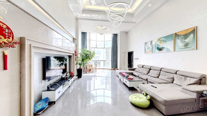 新景天湖广场2期二手房实景图