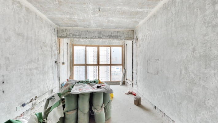 家益凤凰富居二手房实景图