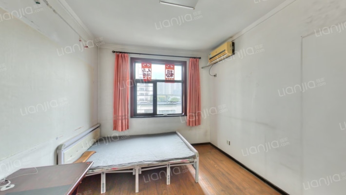 新華英郡南区二手房实景图