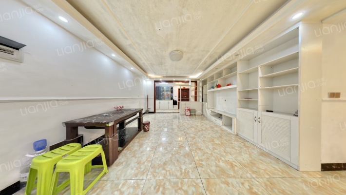 金狮小区狮子组团二手房实景图