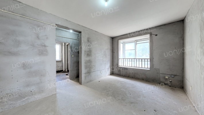 九华山庄芳庭苑二手房实景图