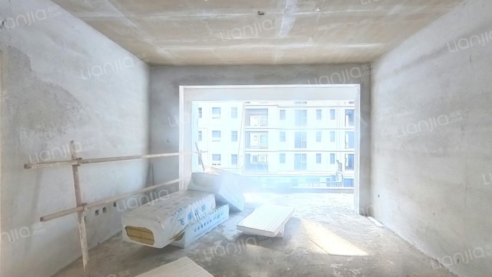 荷湖·庐湾二手房实景图